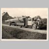 1-021 Umbau Holzvergaser LKW um 1945 Wirt Metz jun und Pabba  Rudi.jpg